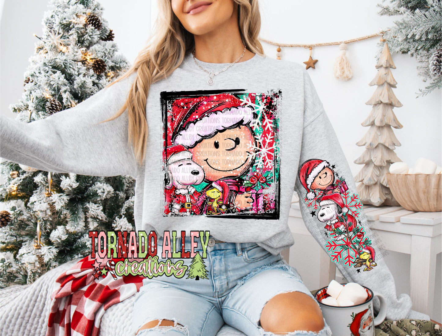 Vintage Christmas Brushstroke Crewneck