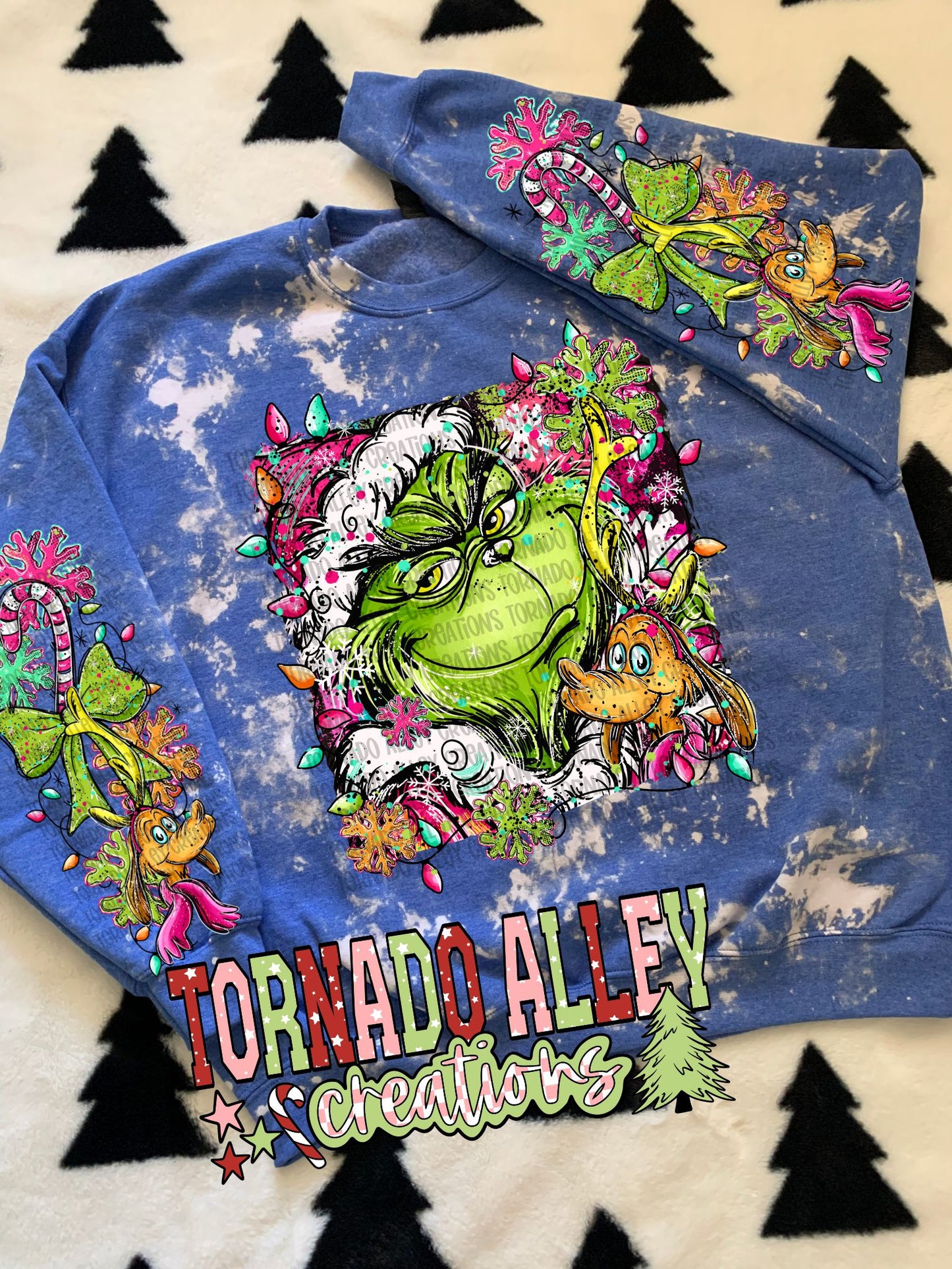 Cute Doodle Green Guy Crewneck