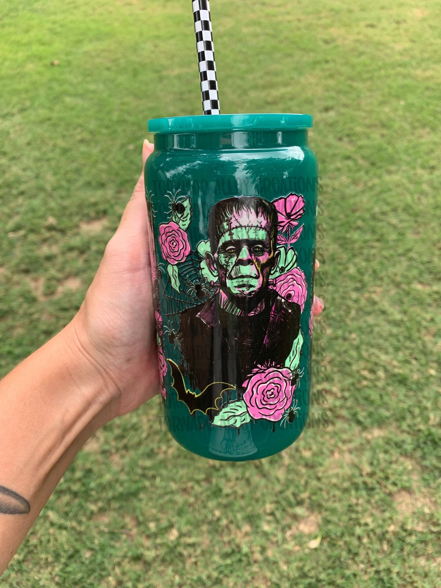 Spooky Frank 16oz Glass Can