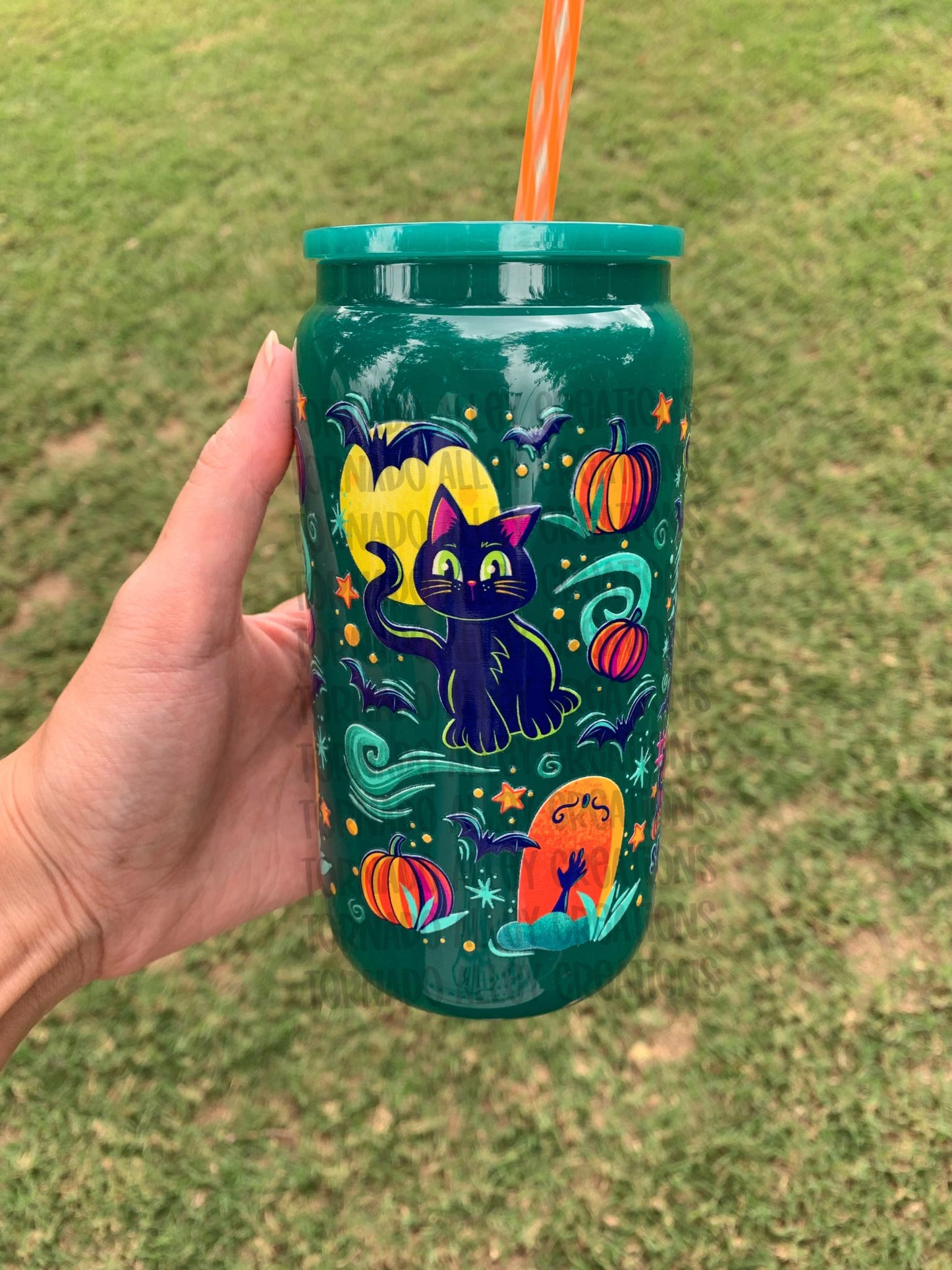 Spooky Witch Museum 16oz Glass Can
