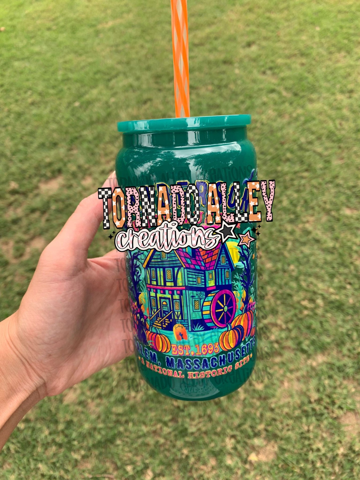 Spooky Witch Museum 16oz Glass Can