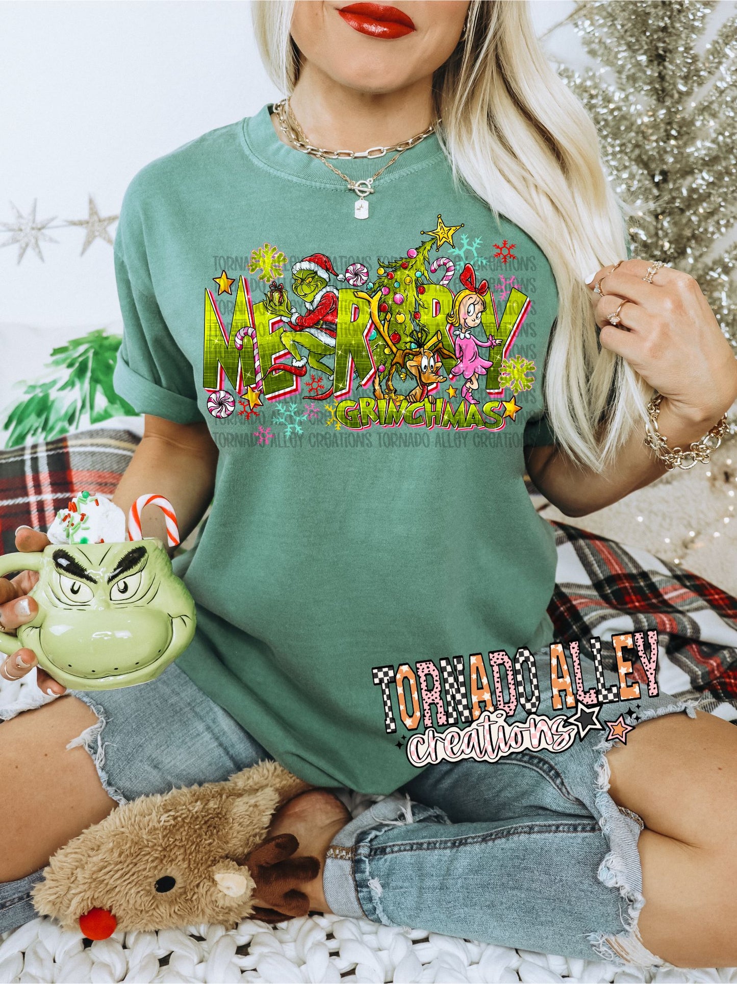 Merry Christmas Tee