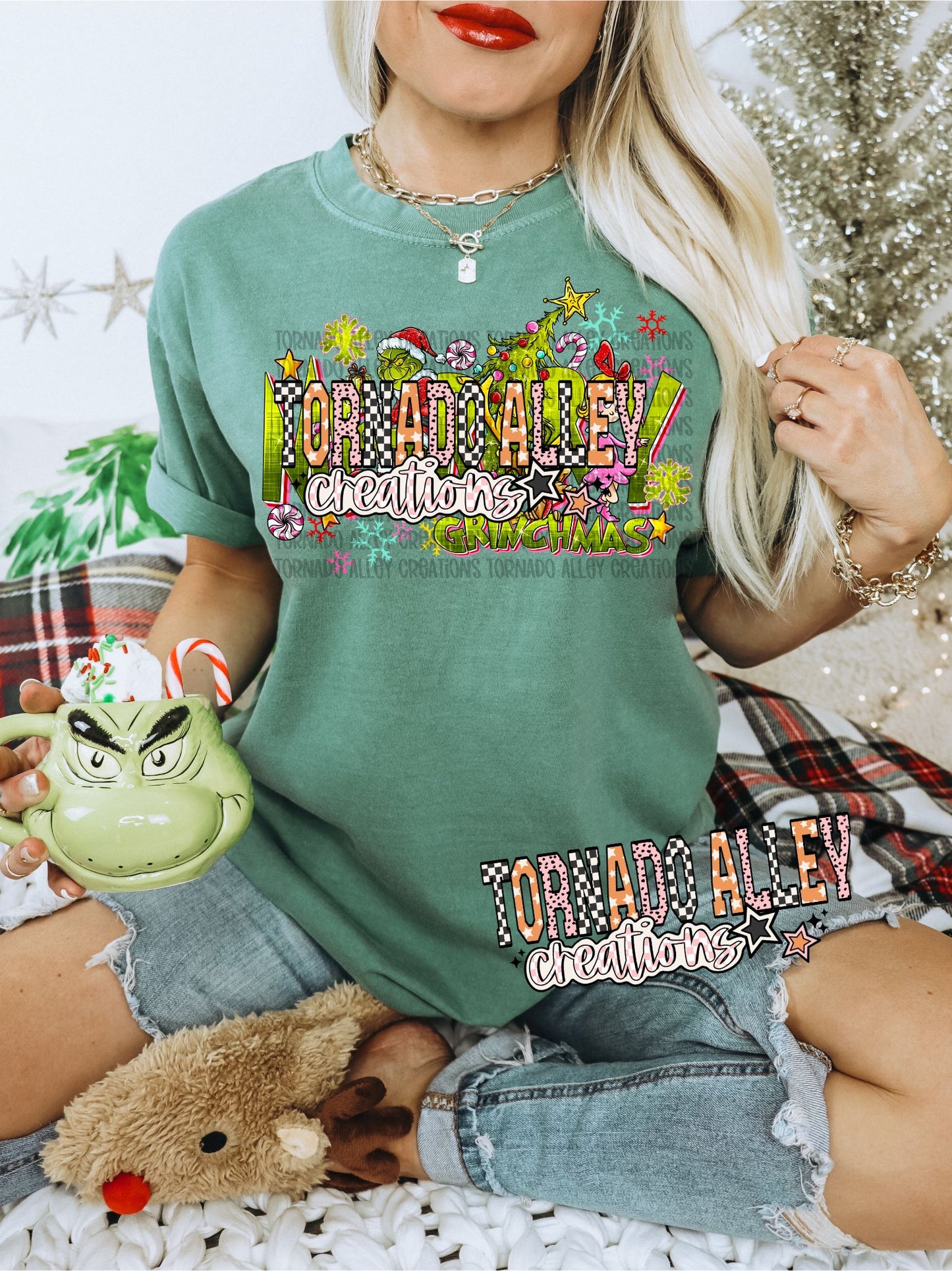Merry Christmas Tee