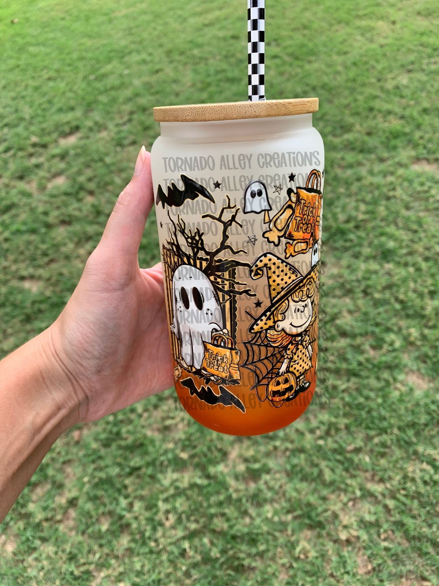 Vintage Halloween 16oz Glass Can