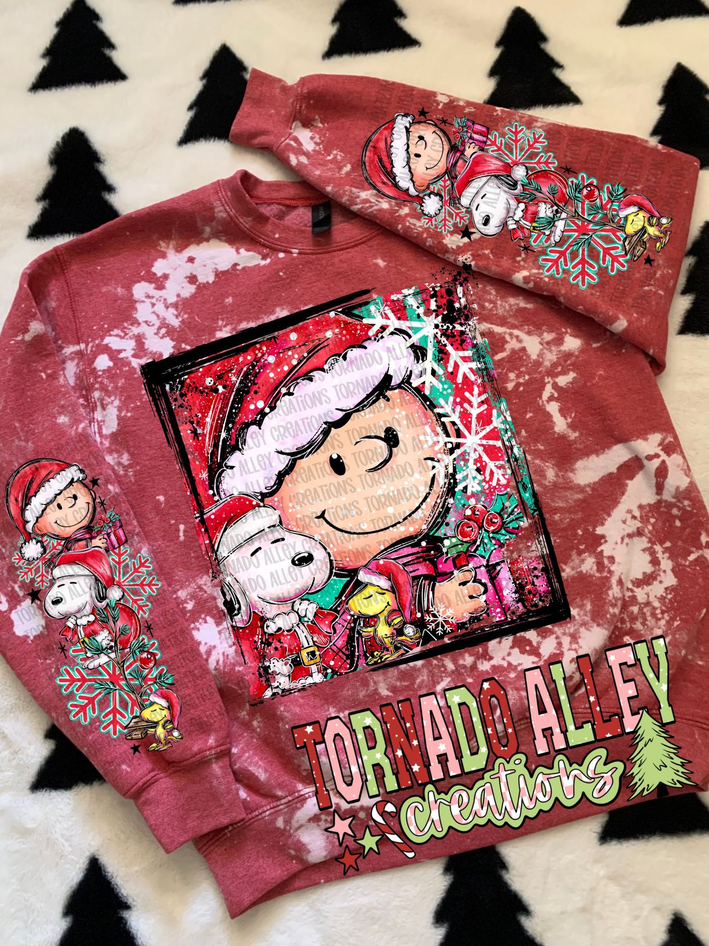 Vintage Christmas Brushstroke Crewneck