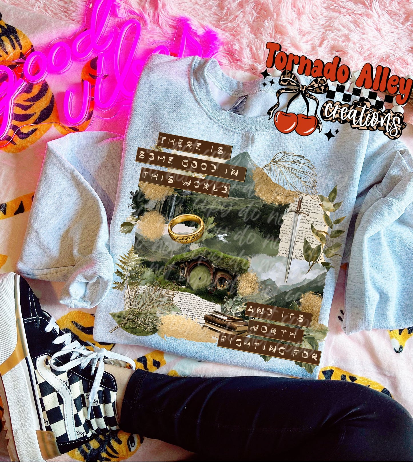 Good in this World Bookish Crewneck
