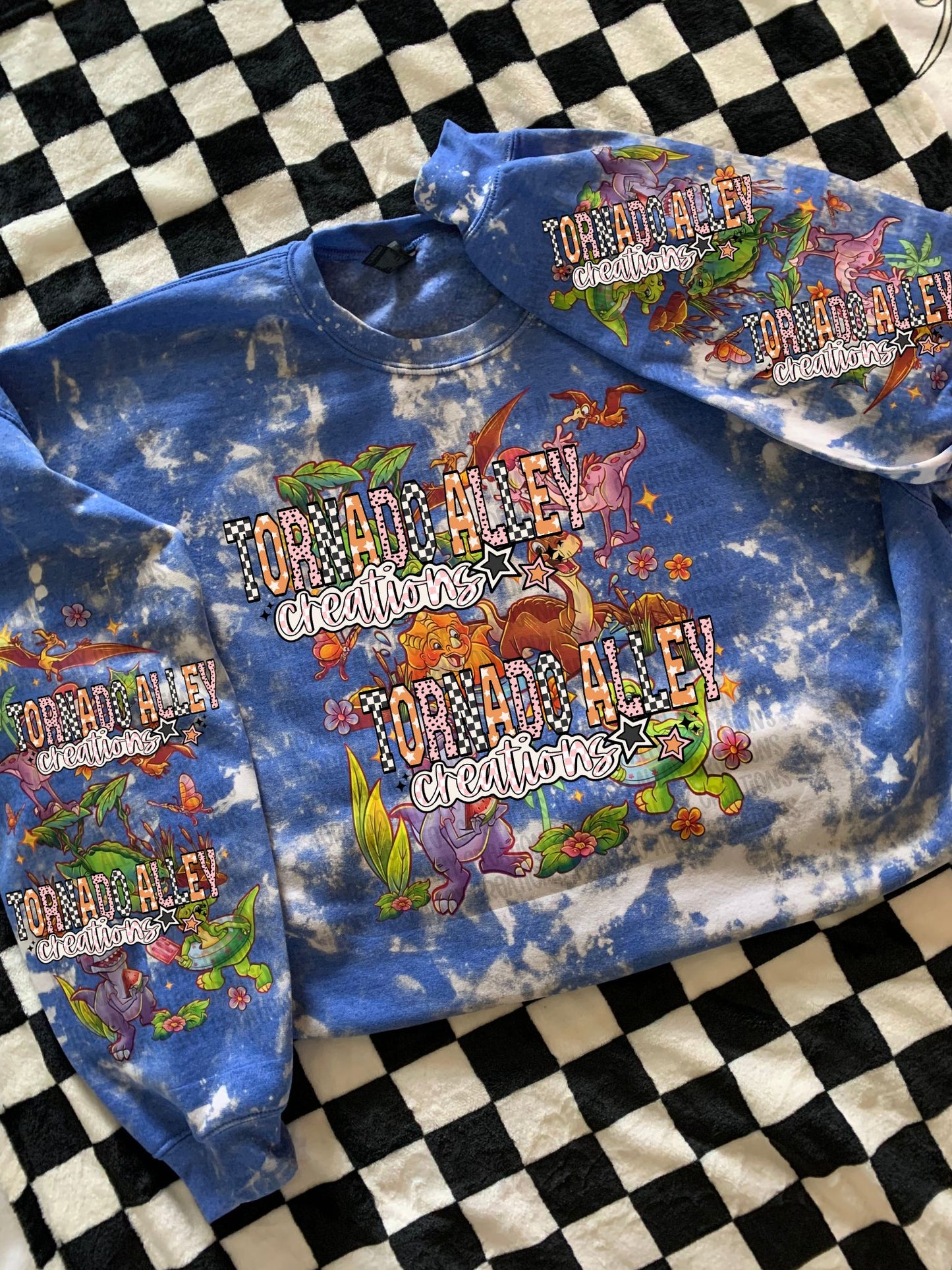 Cute Retro Dinosaurs Crewneck