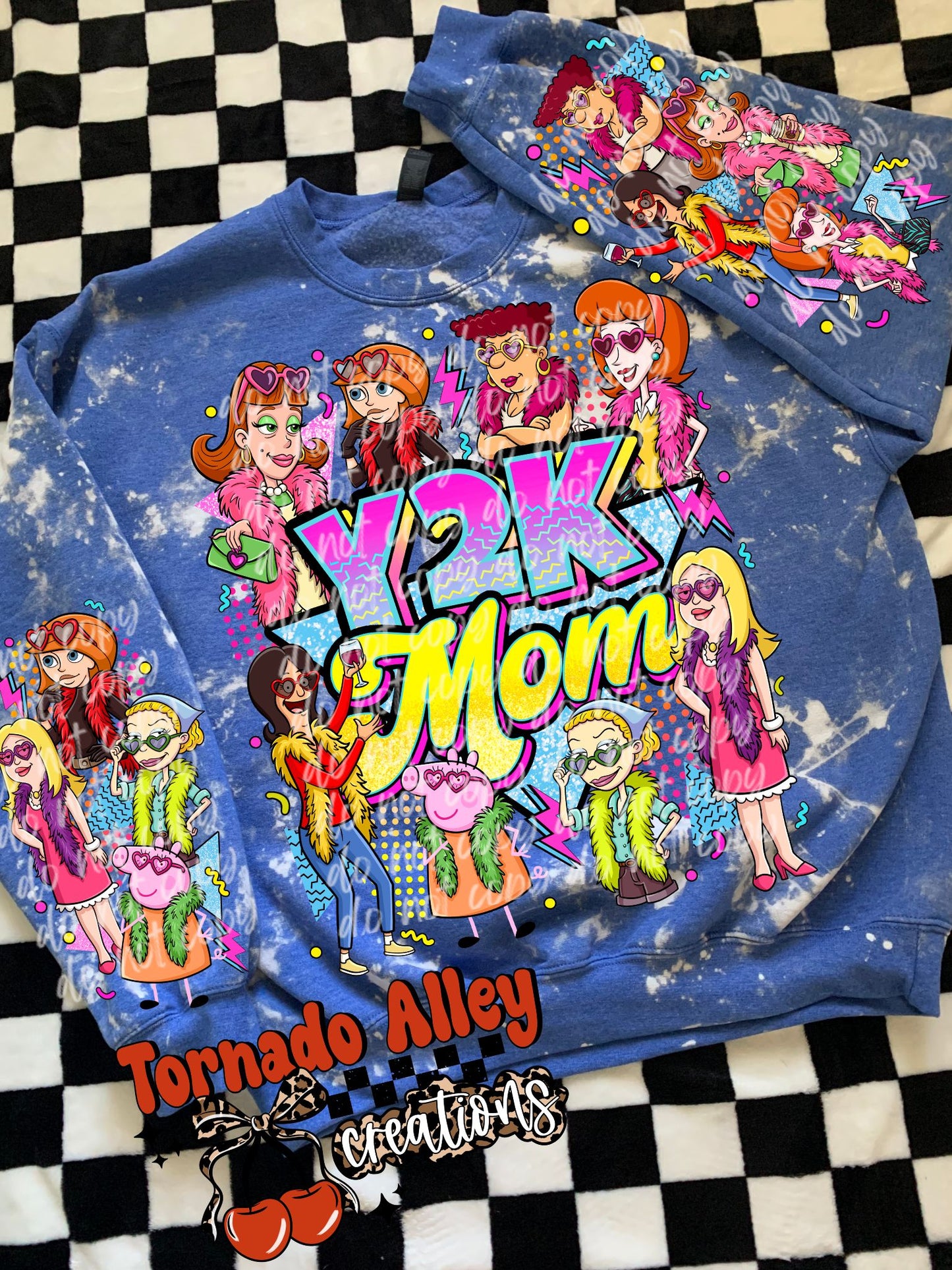 2000s Mom Crewneck