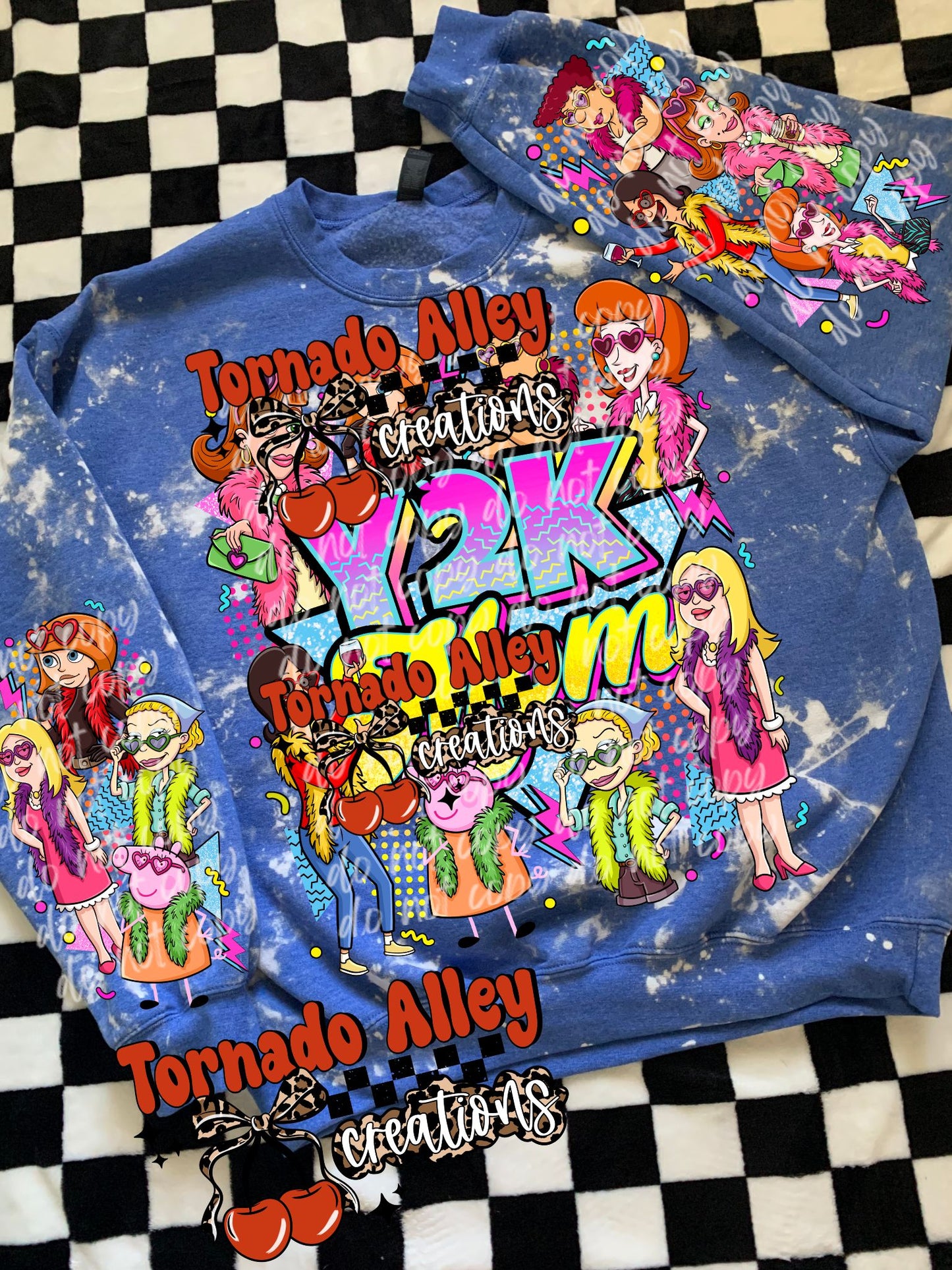 2000s Mom Crewneck
