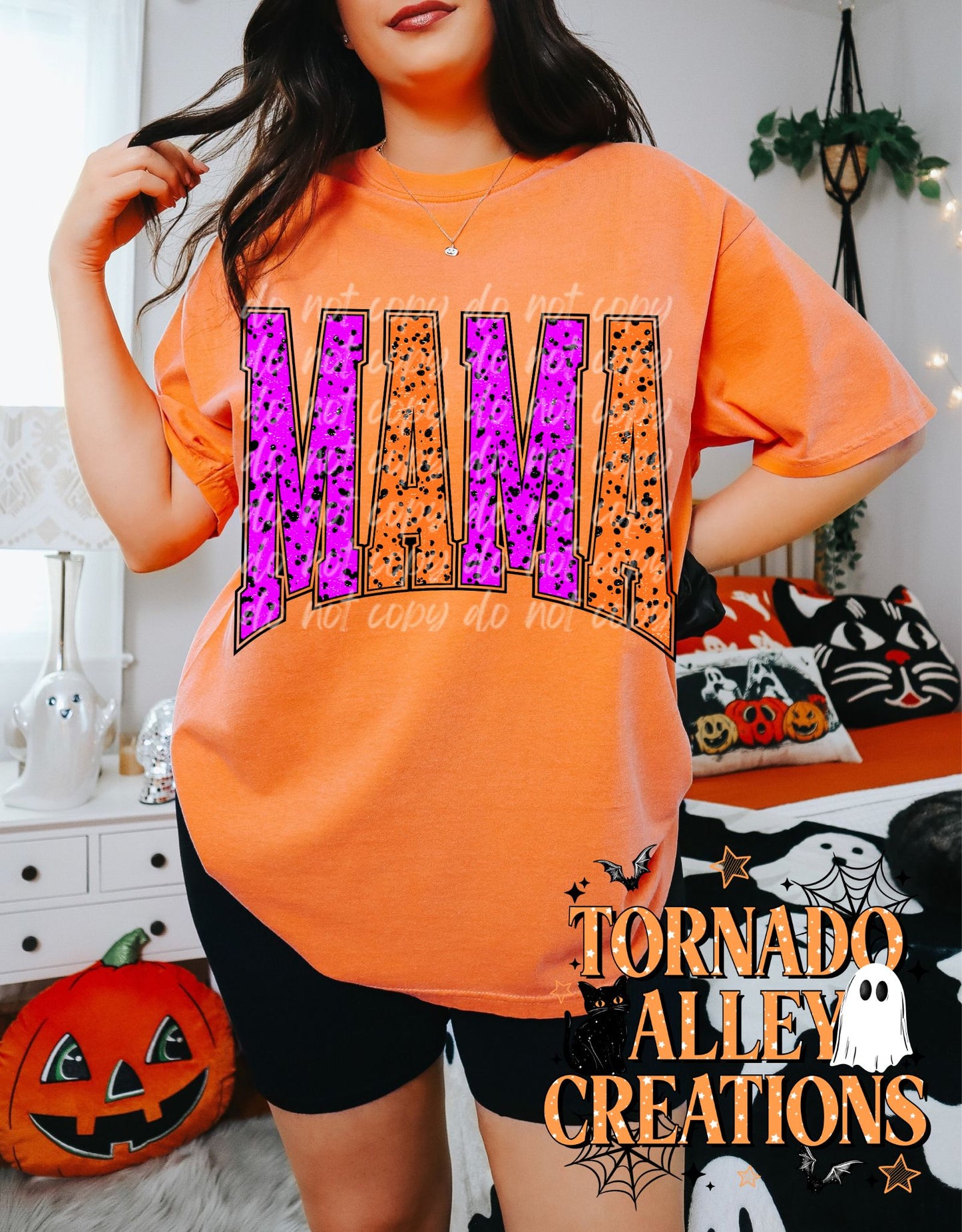 Spooky Mama Tee