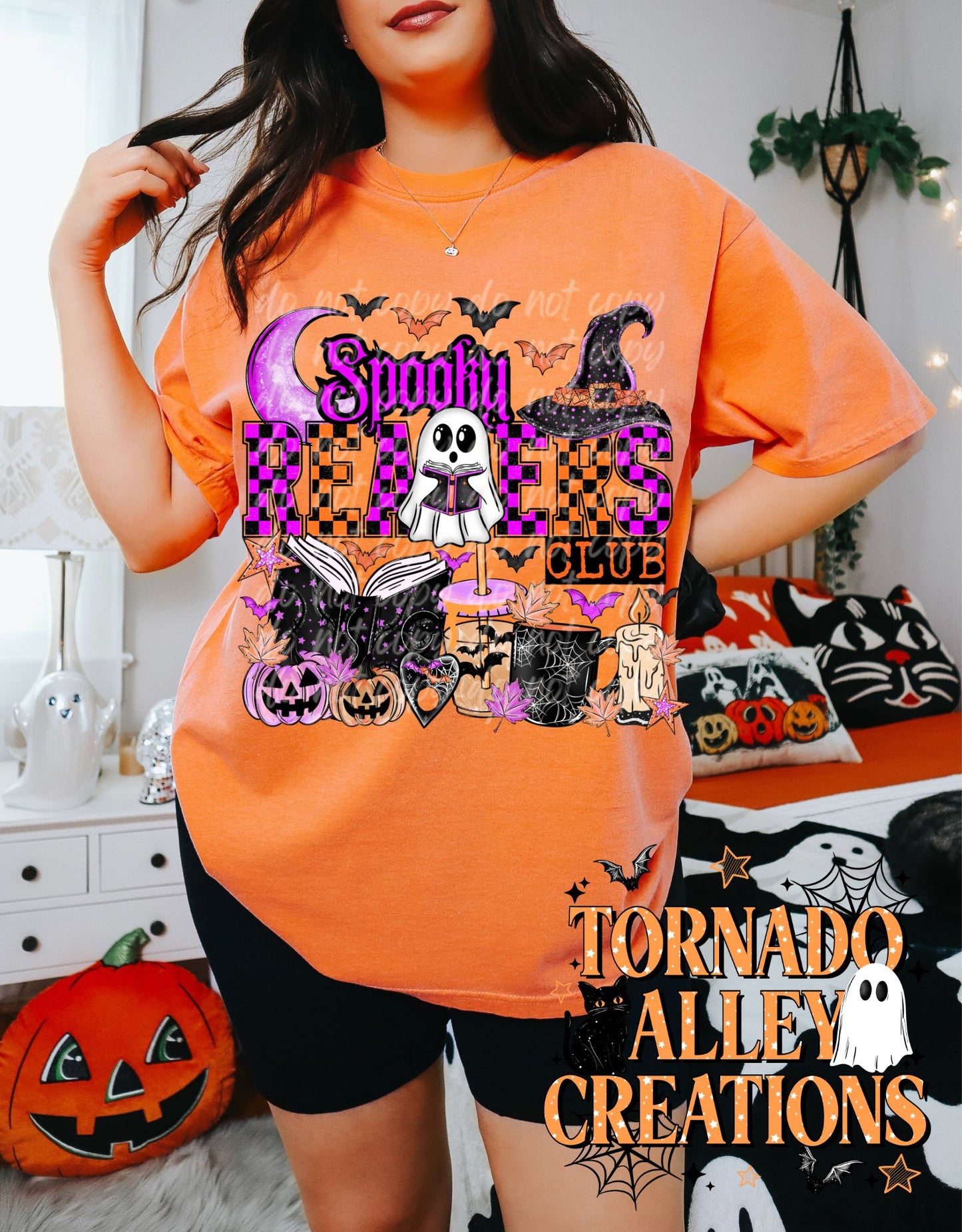 Spooky Readers Club Tee