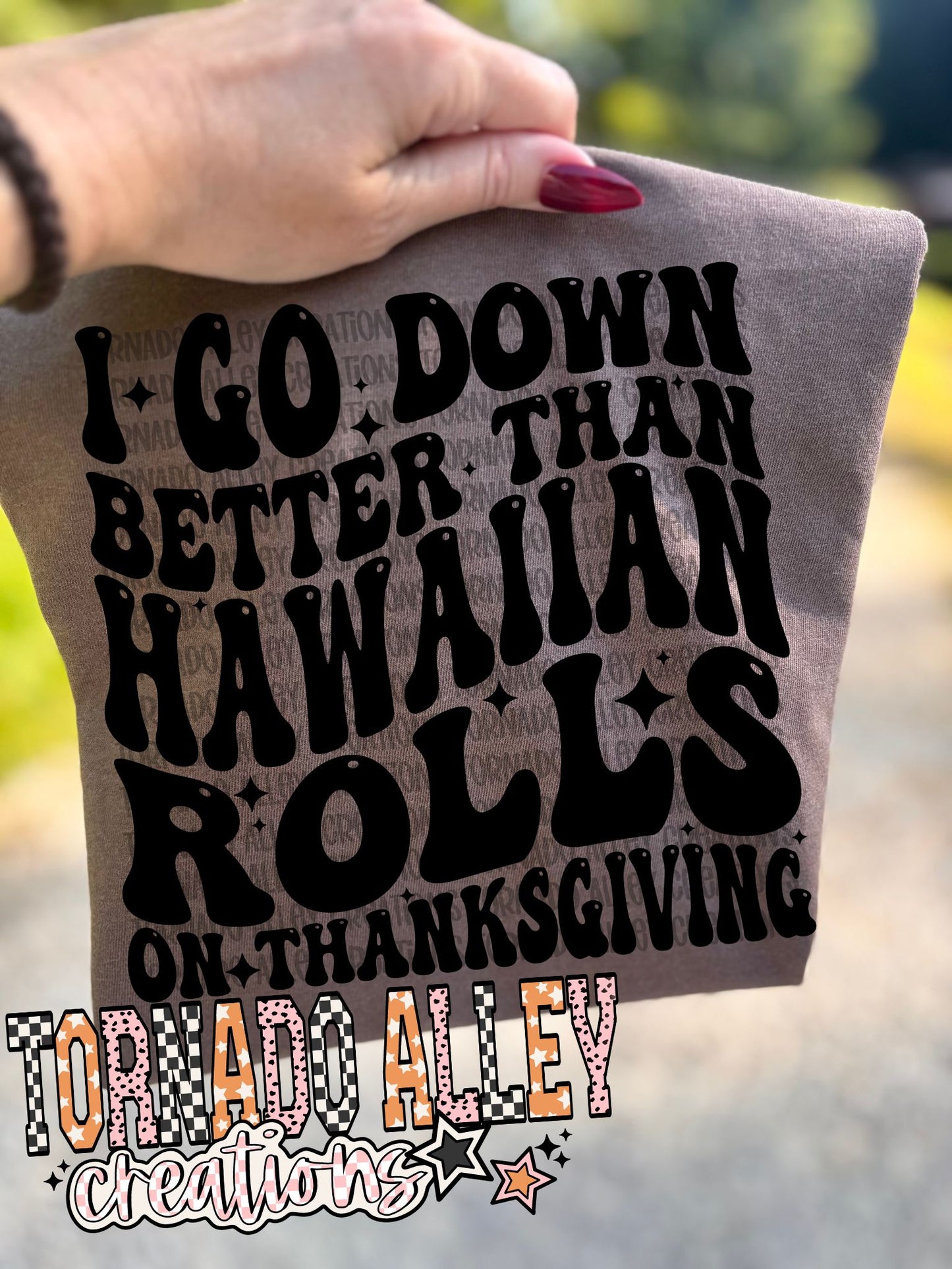 Rolls on Thanksgiving Tee