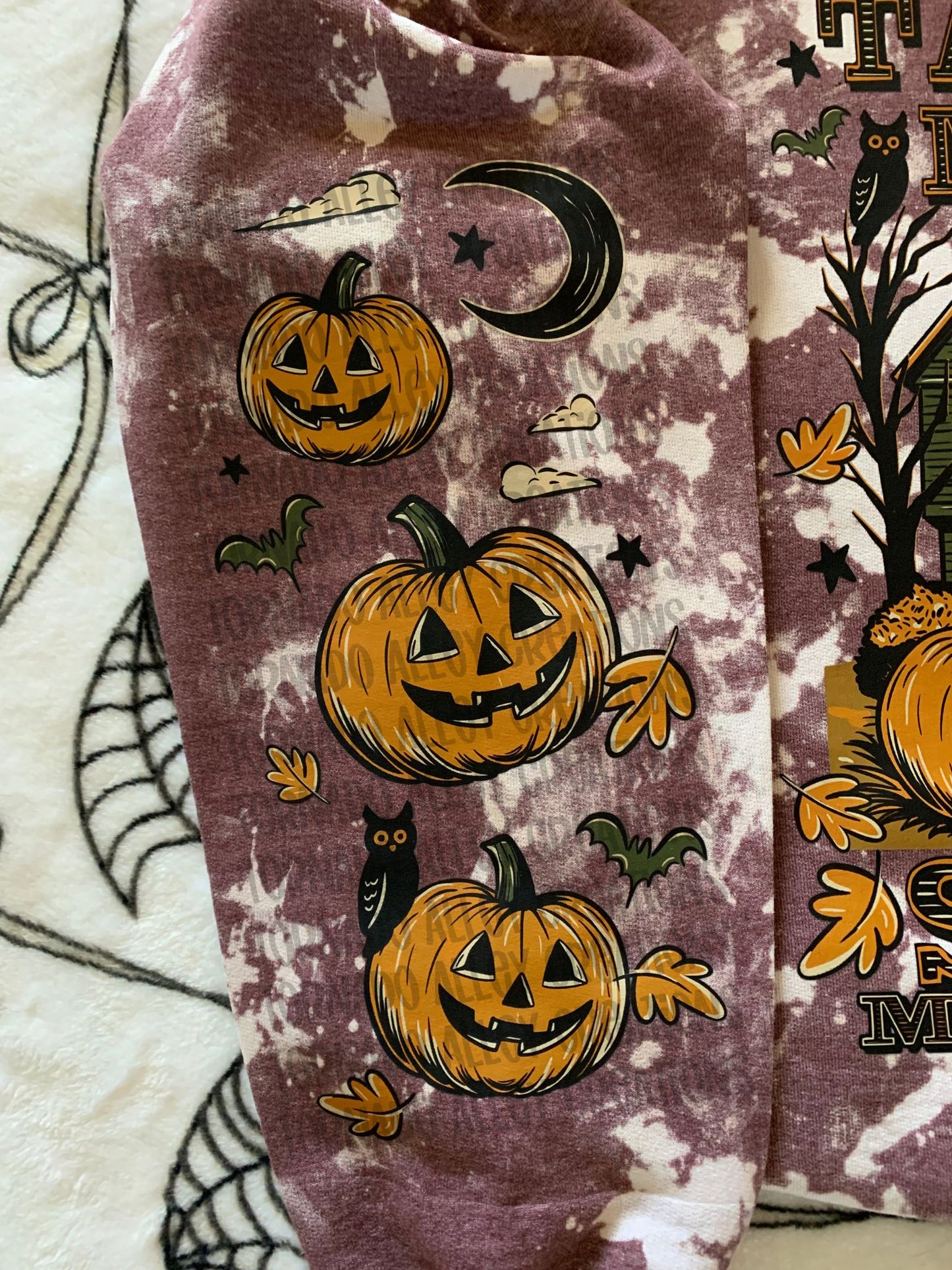 Take Me To Salem Crewneck