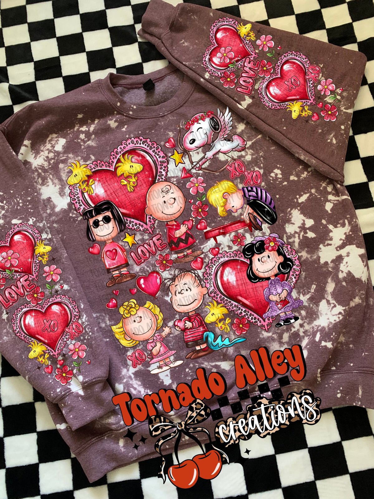 Cute Vintage Valentines Crewneck