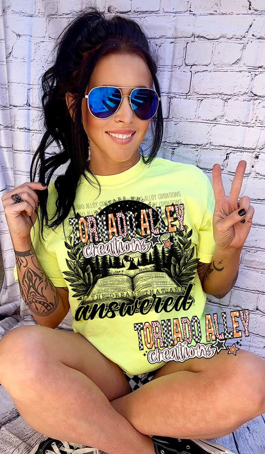 Bookish Fantasy Tee