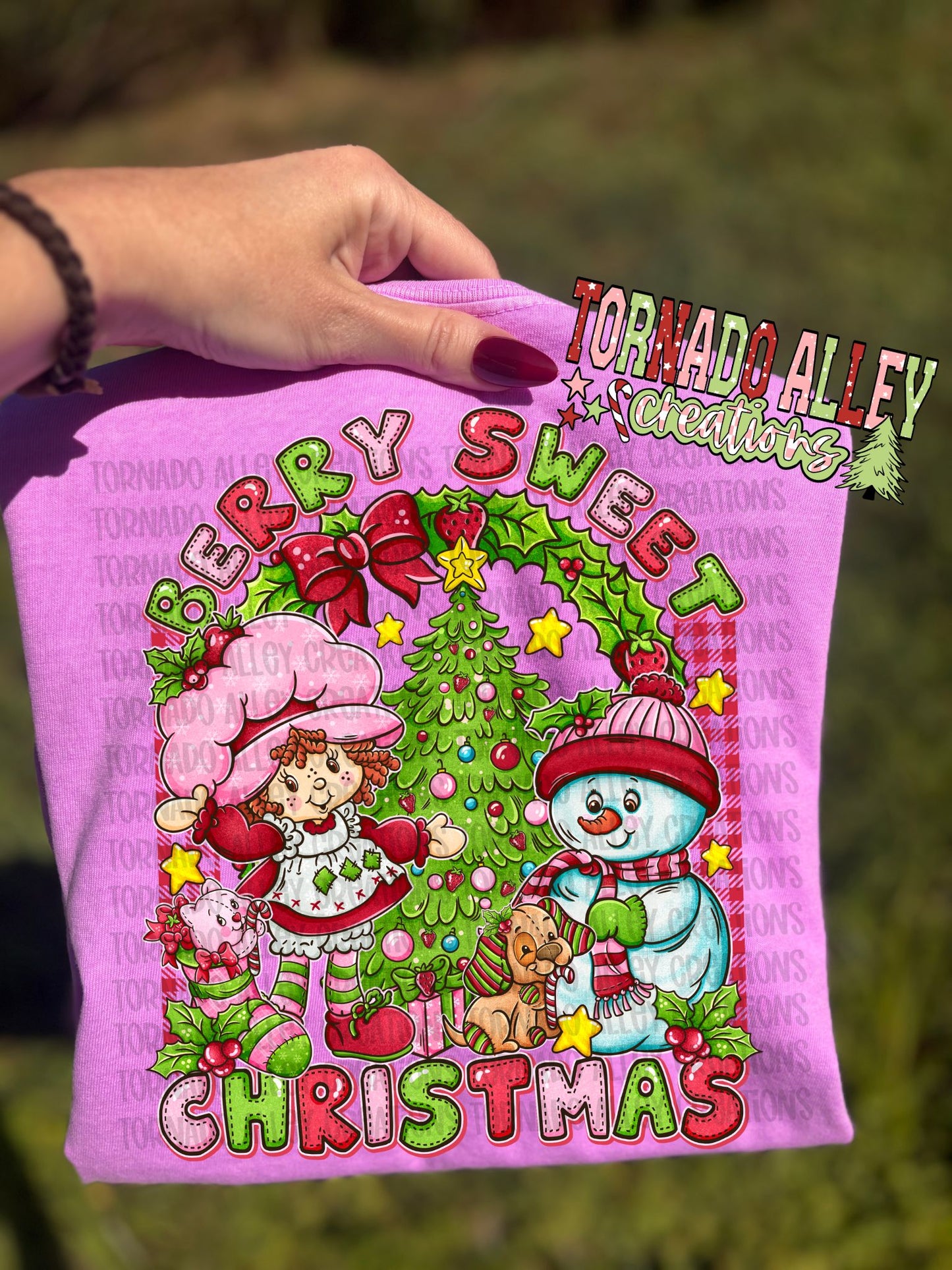 Berry Sweet Christmas Tee