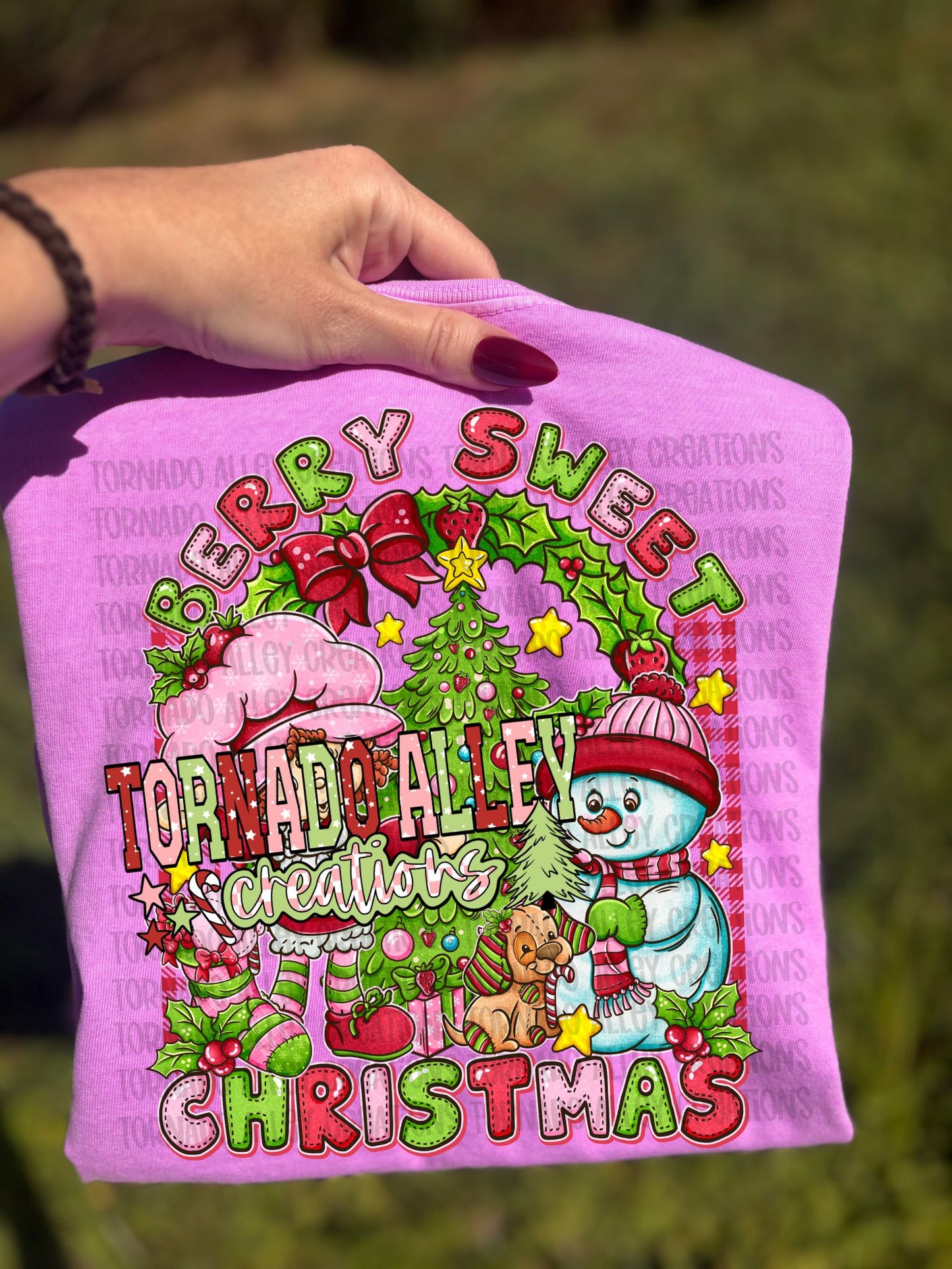 Berry Sweet Christmas Tee