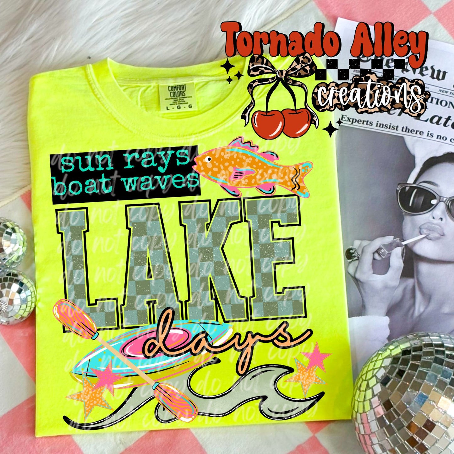 Sun Rays Boat Waves Lake Days Tee