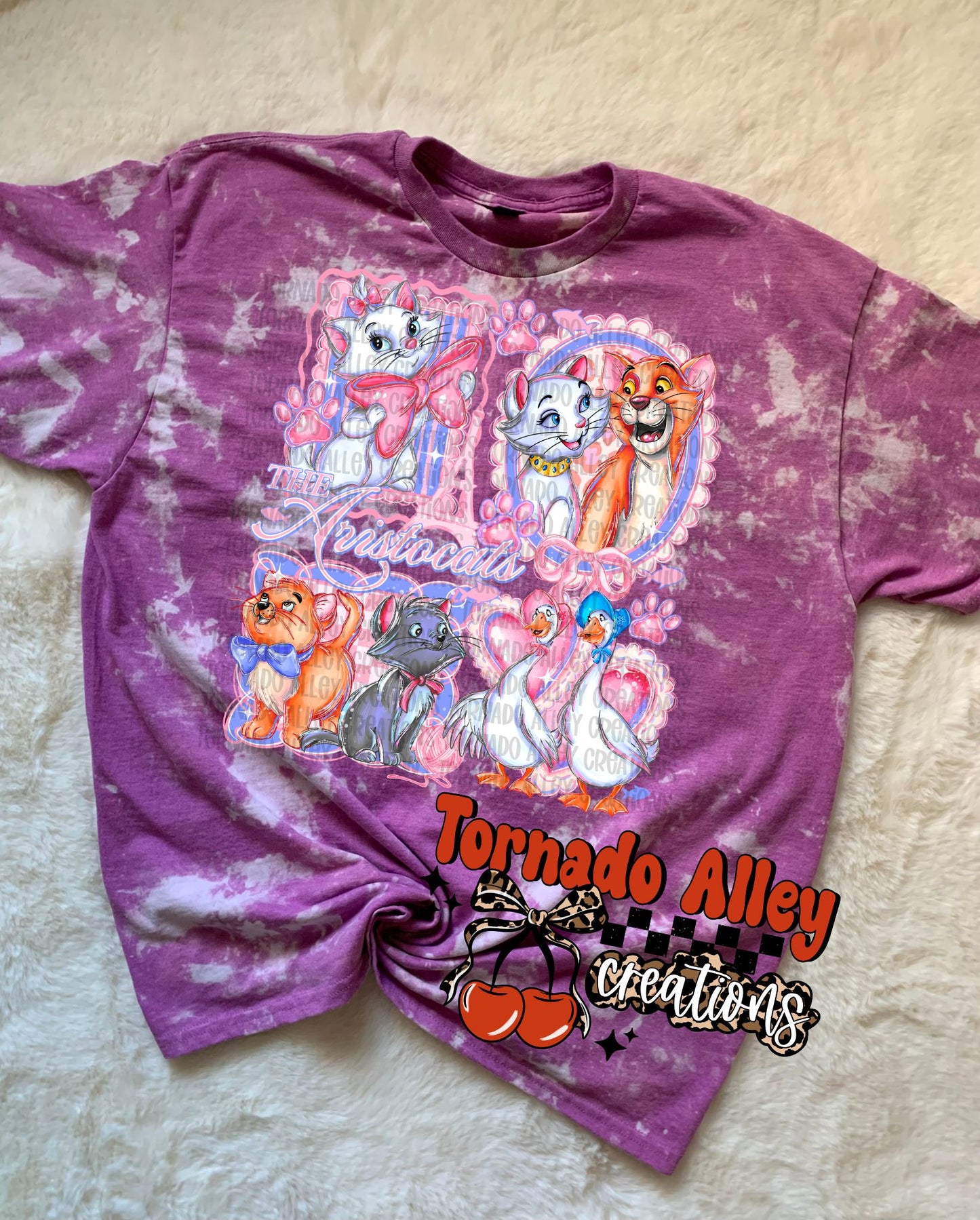 Vintage Cats Bleached Tee