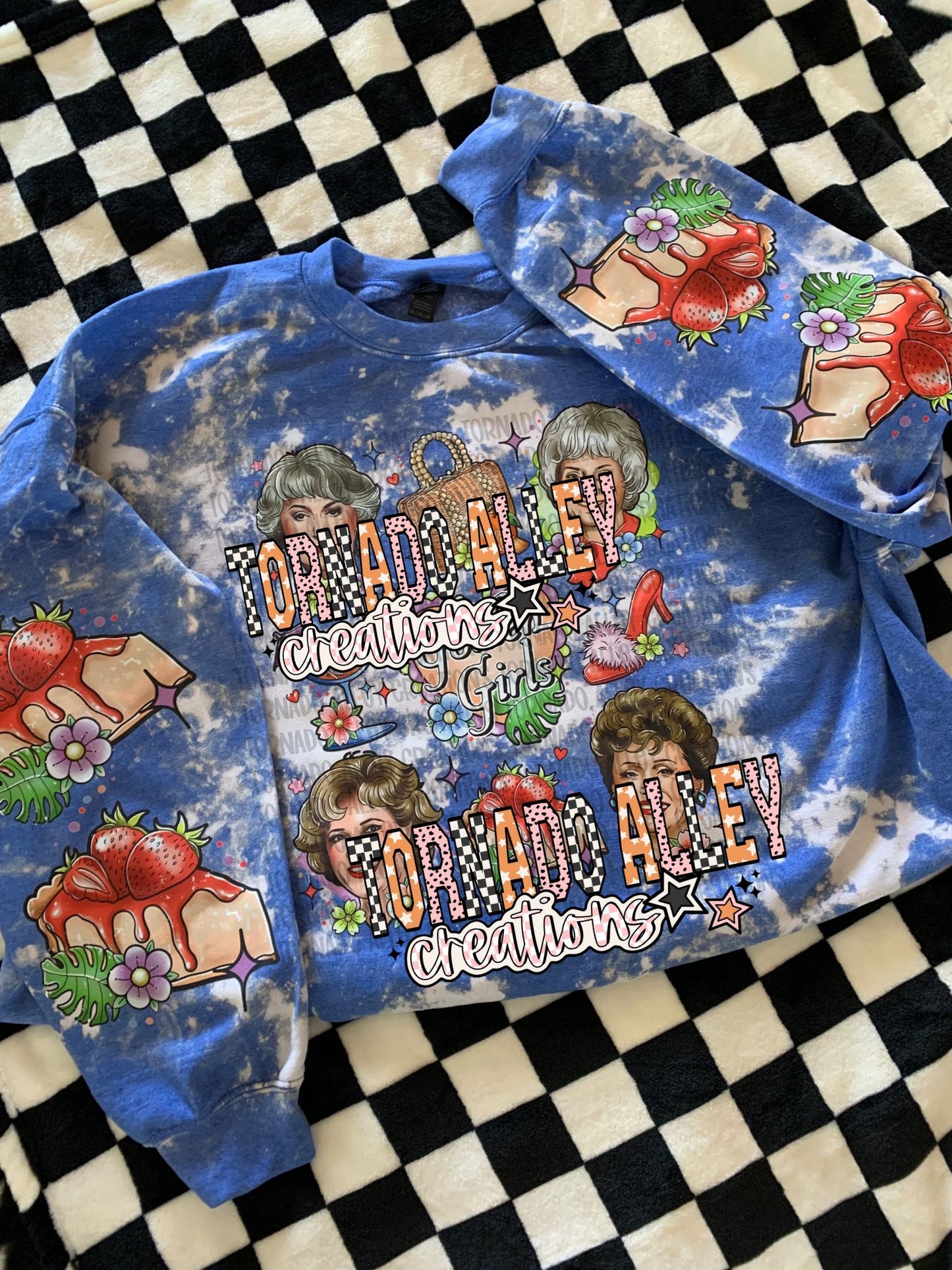 Retro Golden Crewneck